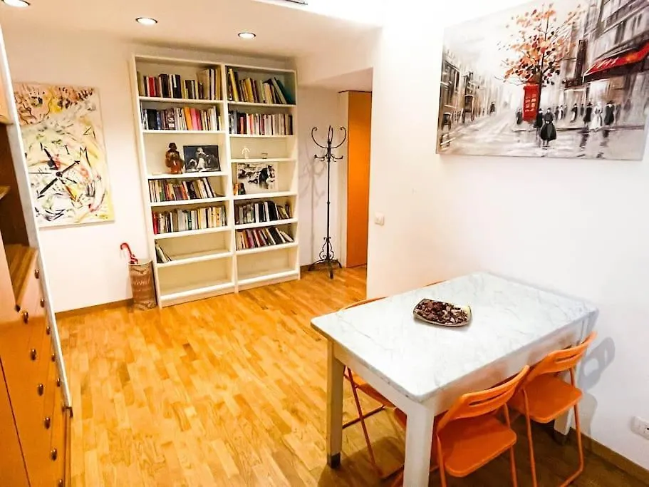 דירה Milano City Life - Charming Central Apt Joie De Vivre איטליה